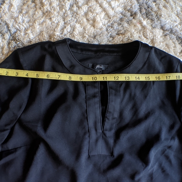 J Crew V-Neck Tunic Satin Backed Crepe - Picture 6 of 7